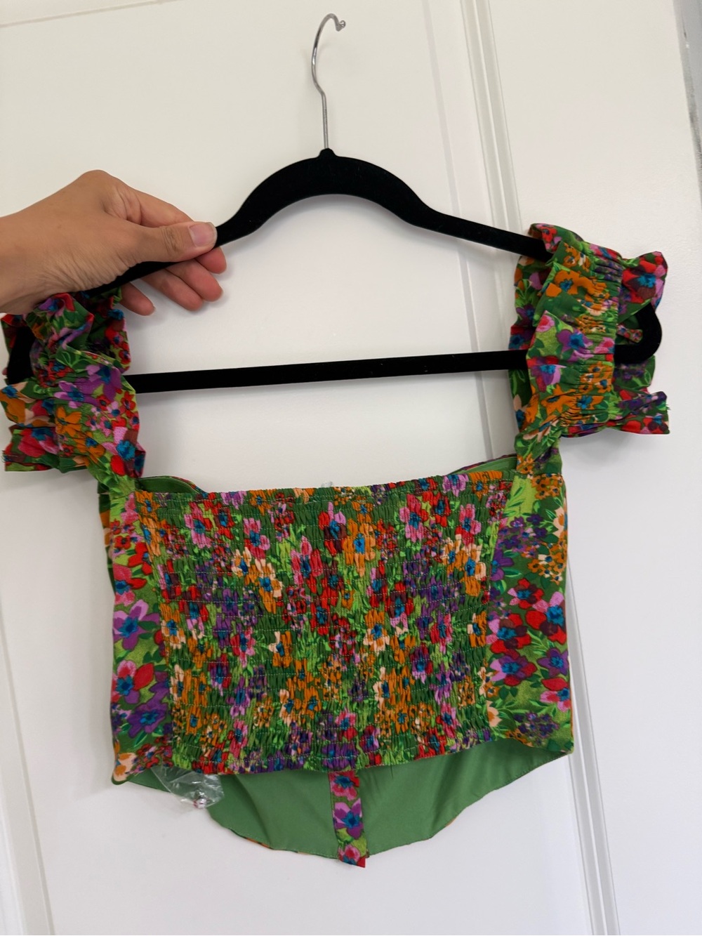 Astr the label off the shoulder crop top - Picture 6 of 6